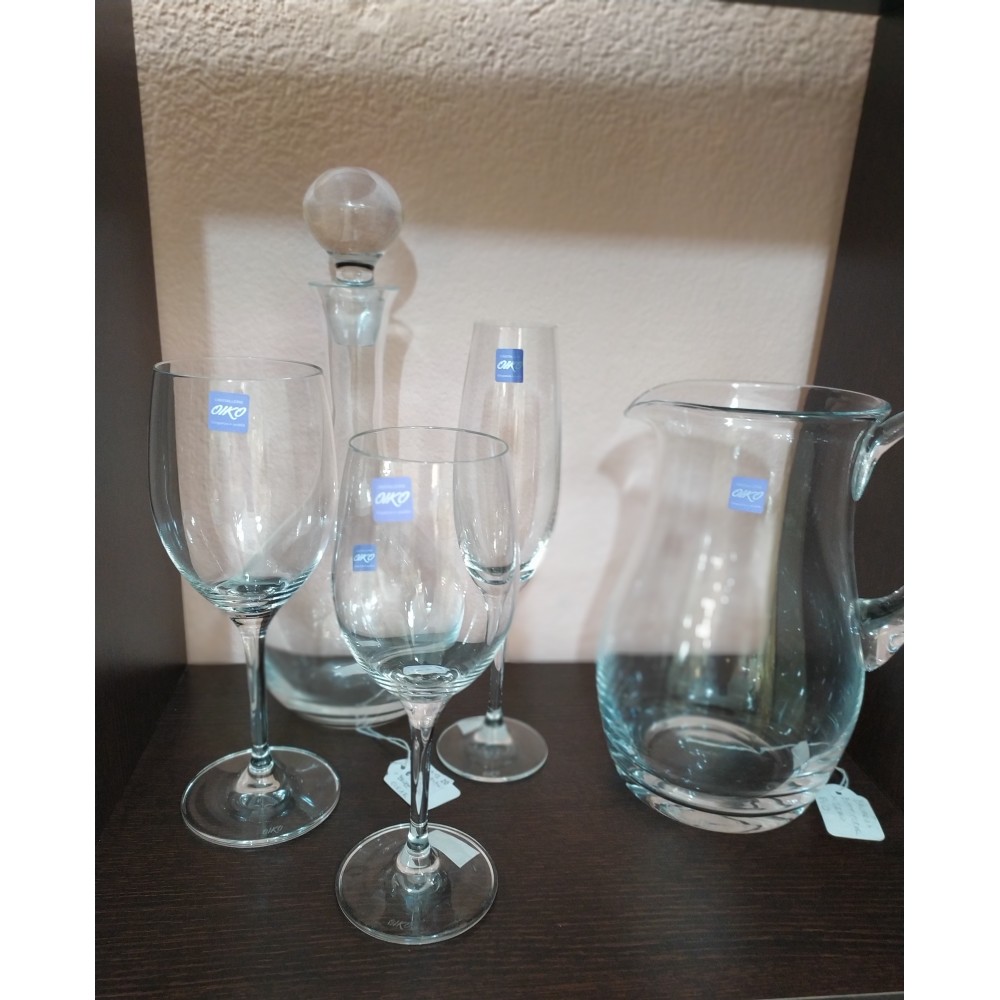 https://www.homestyleluxury.it/2574-large_default/servizio-bicchieri-in-cristallo-per-12-persone-ibra-oiko-cristallerie.jpg